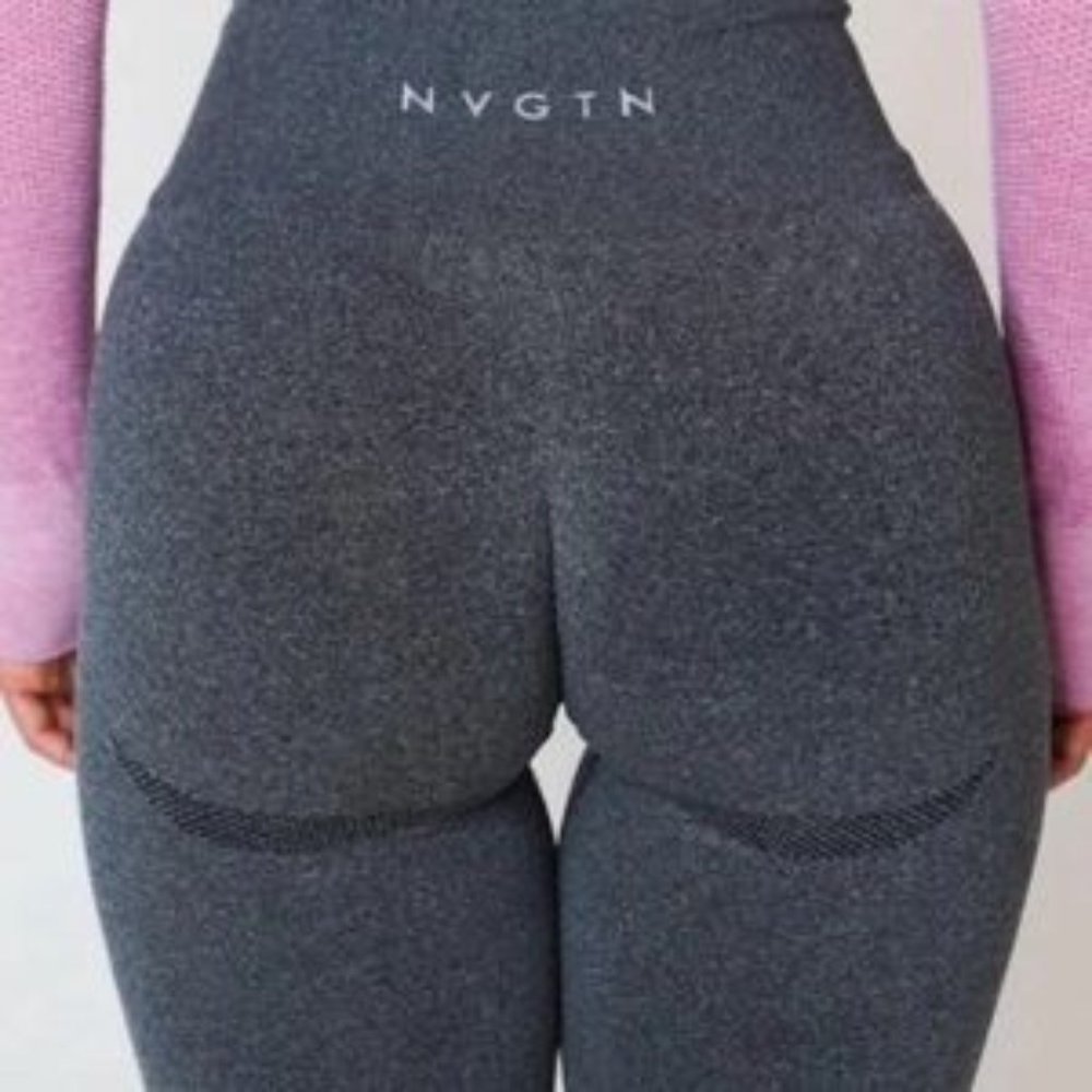 NVGTN Seamless Leggings- Black Speckled - small
